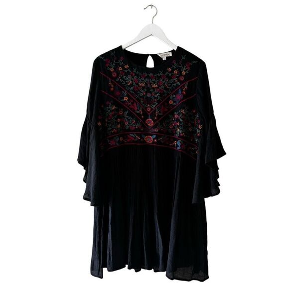 Umgee Women's Floral Embroidered Keyhole Bell Sleeve Mini Dress SZ XL #2425 - Picture 4 of 16